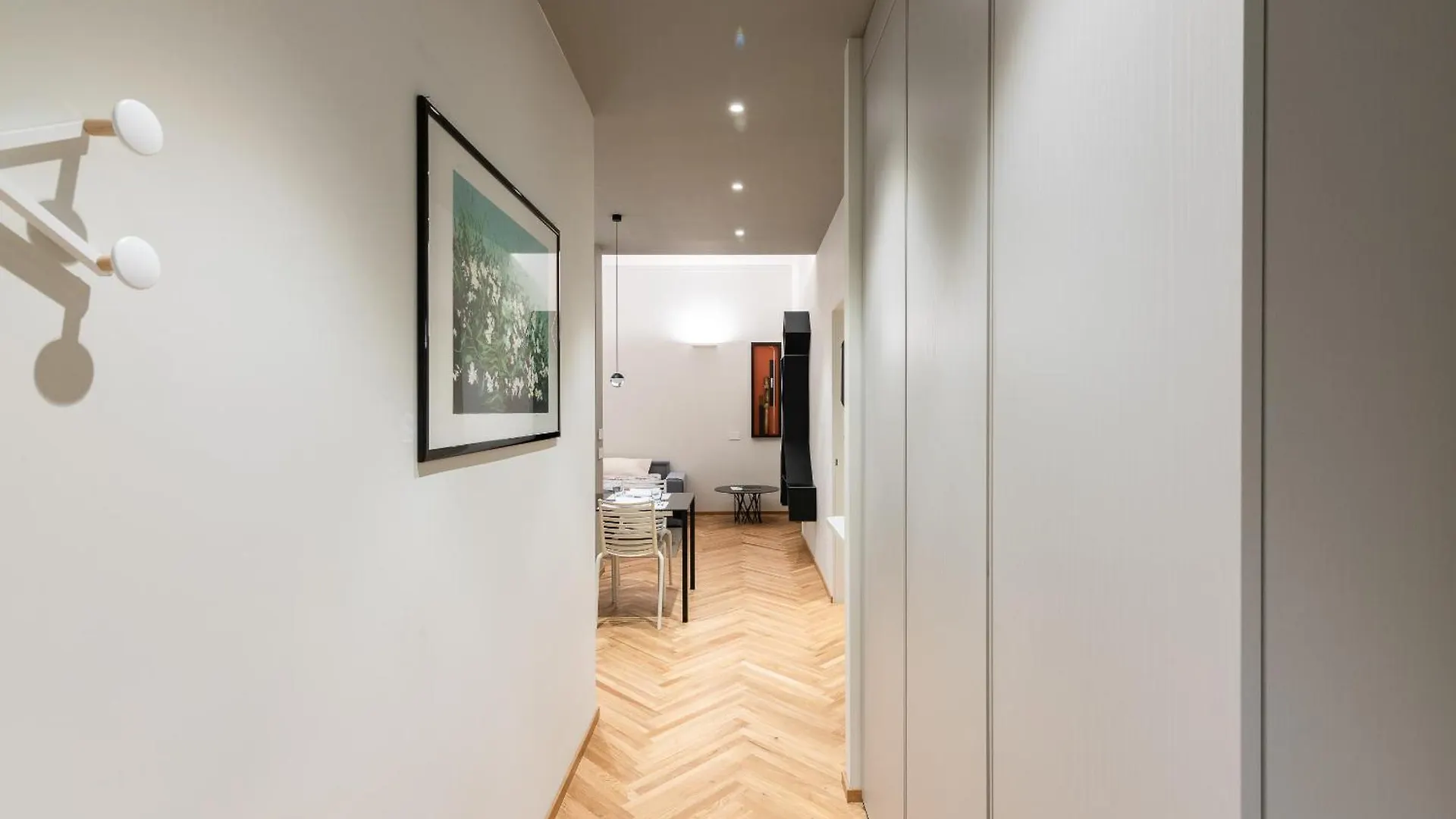 Elegant Design ApartmentDuomo-NavigliA/C E Wi-Fi Milan 0*,