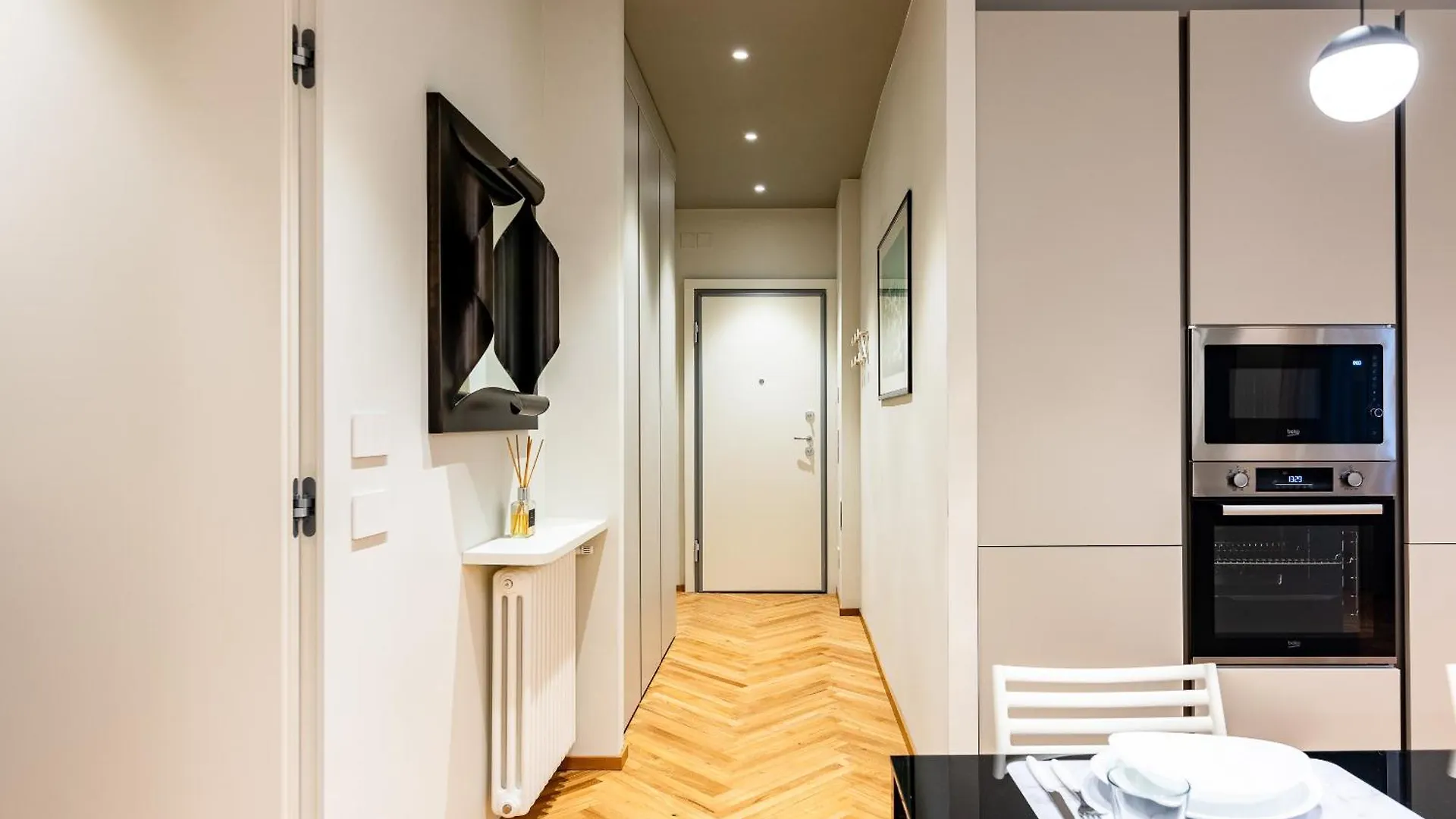 Elegant Design ApartmentDuomo-NavigliA/C E Wi-Fi Milan