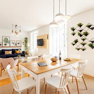 Joivy Chiado Self Check-in 2-br Flat With Parking Apartment Lisbon