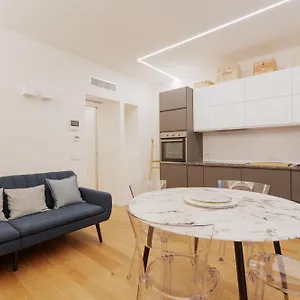  Apartment Chic & Modern Flat Just 450 Mt From Centrale Fs